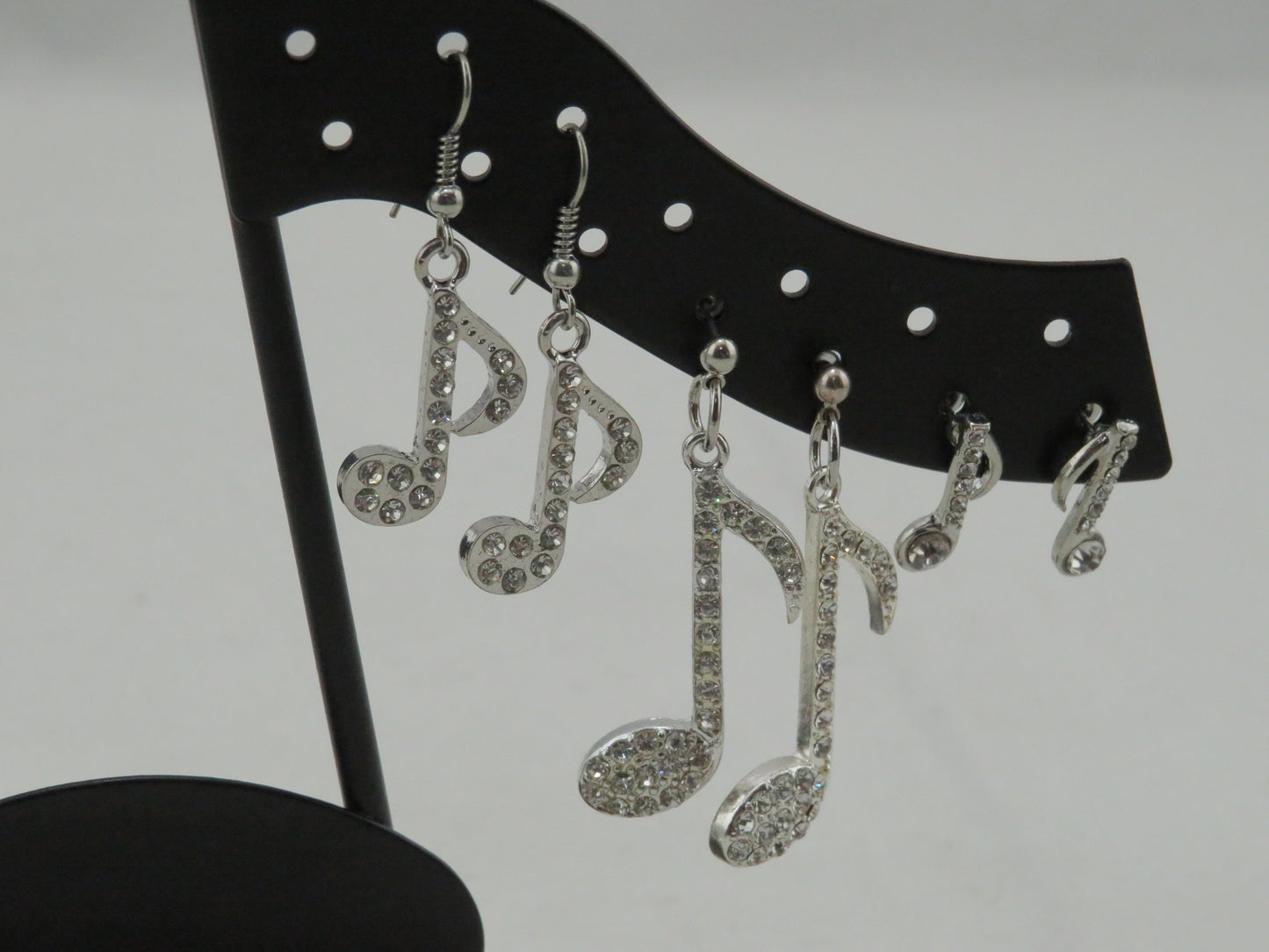 🎶 Melody in Motion: 8th Note Earrings 🎶